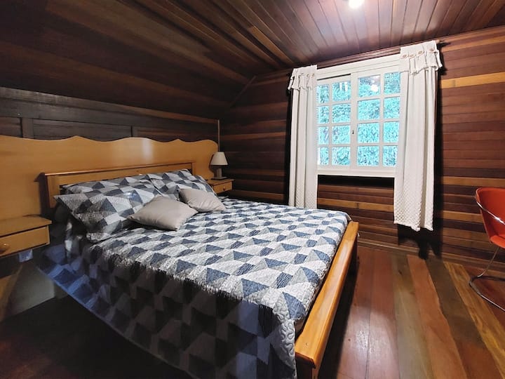 Საძინებელი 5 - ორადგილიანი საწოლი (მეორე სართული)