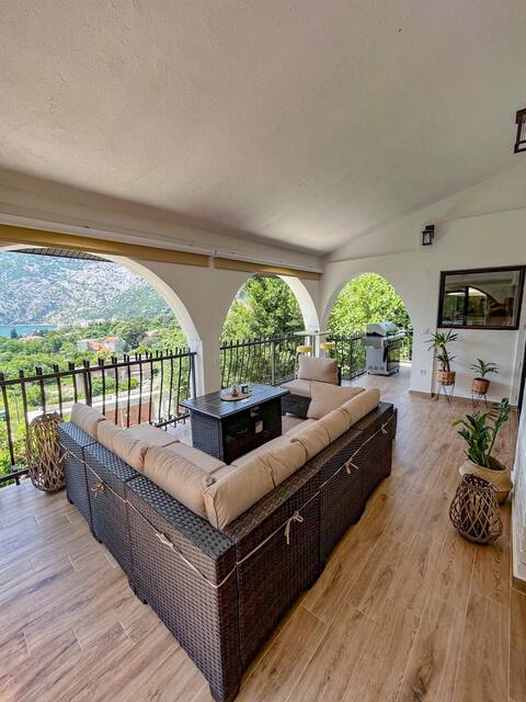 The House with Remarkable View