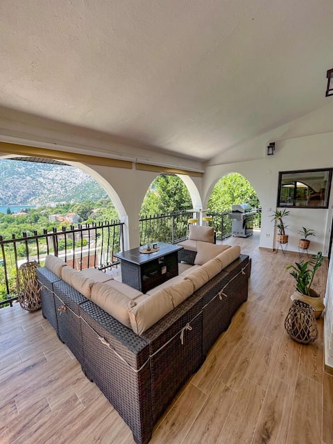 The House with Remarkable View