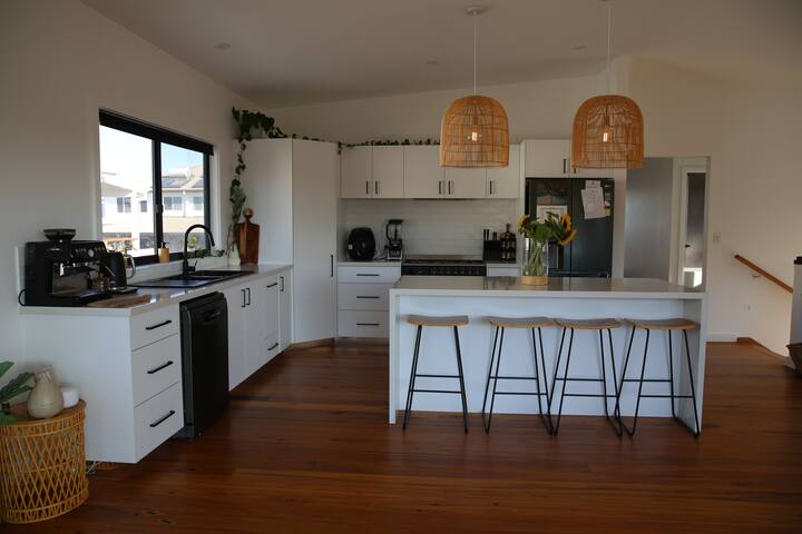 Trial Bay Beach Haven gallery image 2