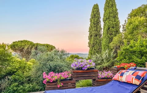 Sutri, Villa with Pool!