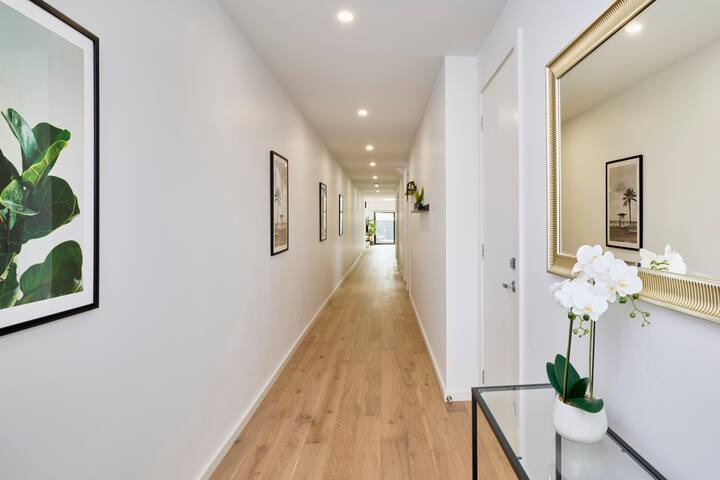 Preston Lux House 5 bed 5 bath gallery image 4