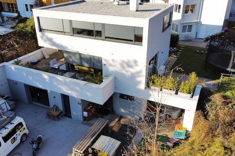 Beliebte Airbnb-Anzeige: Exclusive location! 25 m² with small garden & terrace in Mühlau