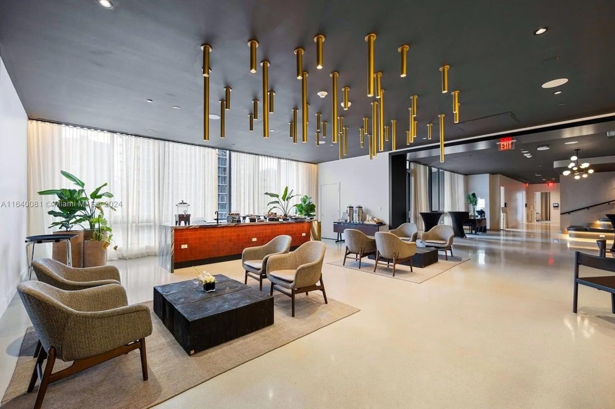 601 Residences Incredible 1BR | Downtown #2514