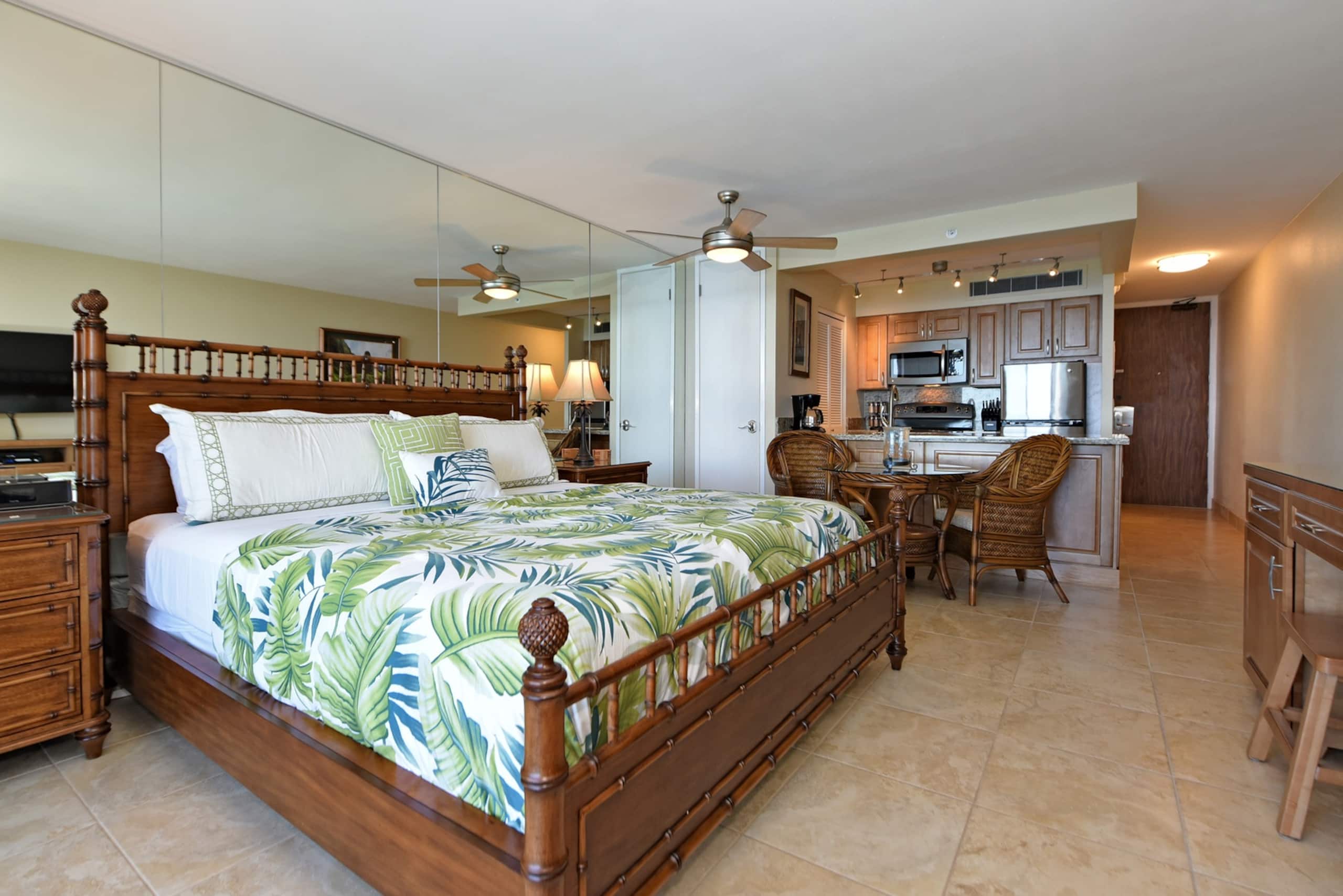 Condo in Lahaina · ★5.0 · 1 bedroom · 1 bed · 1 bath - Image 6
