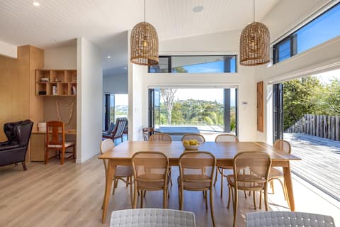 Oneroa Oasis | Stay Waiheke