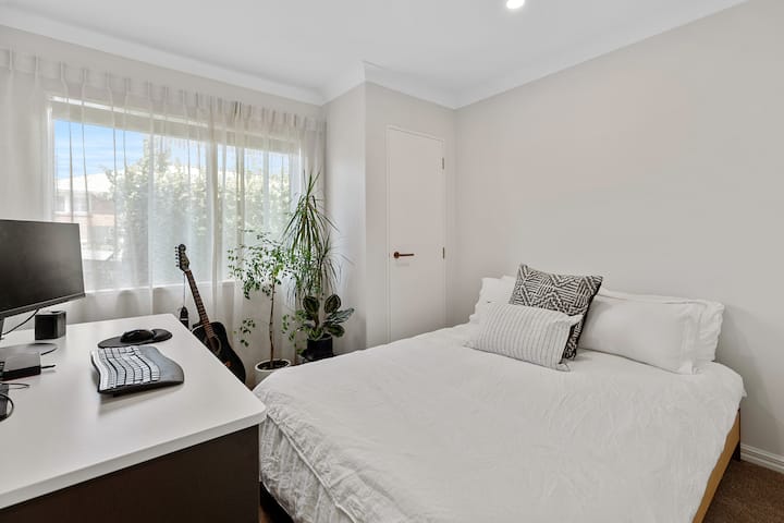 საძინებელი 3