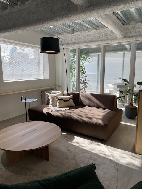 Immerse yourself in the extraordinary at Art Residence "Maehashi Gallery" #309