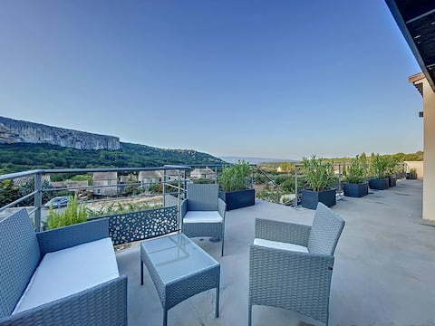 Les Terrasses de Lioux-Luberon-heated pool