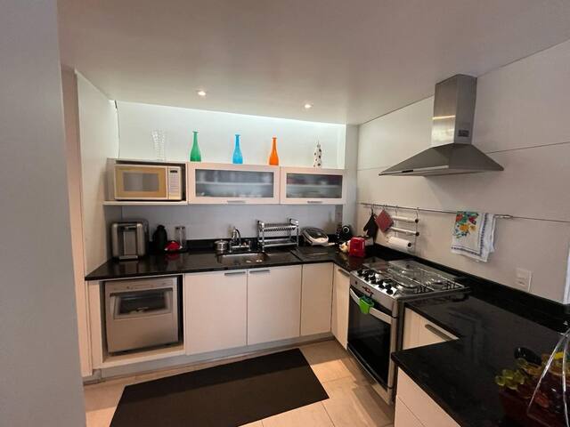 Apto Leblon c/ vista para o Cristo gallery image 5