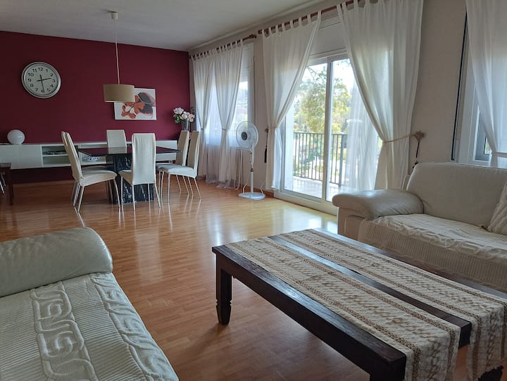 Casa Soleada A 20 Min. De Barcelona Hugtb-015027 - Viladecans