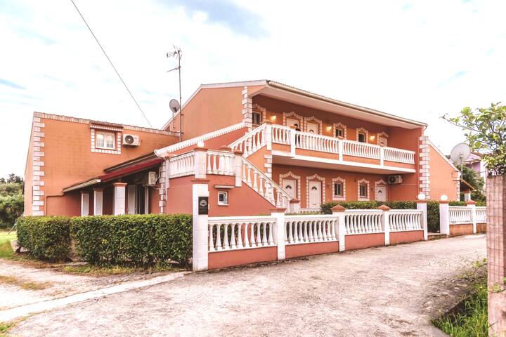 Grande Maison De Campagne - Corfu