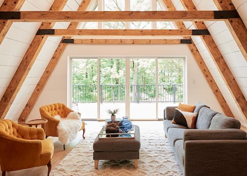 4BR New Paltz A-Frame | Game Room | Pet friendly