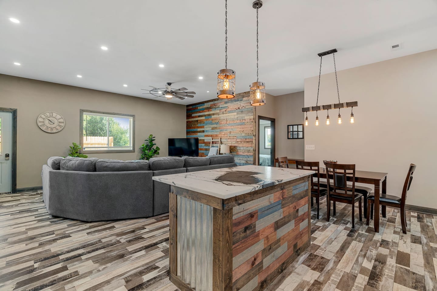 Raccoon Lake Retreat