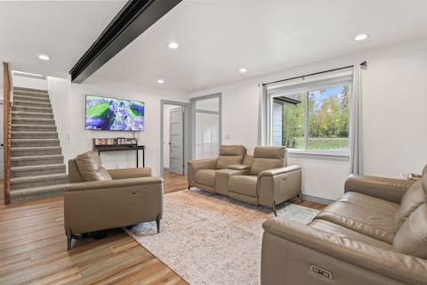 Comfortable cottage with hot tub