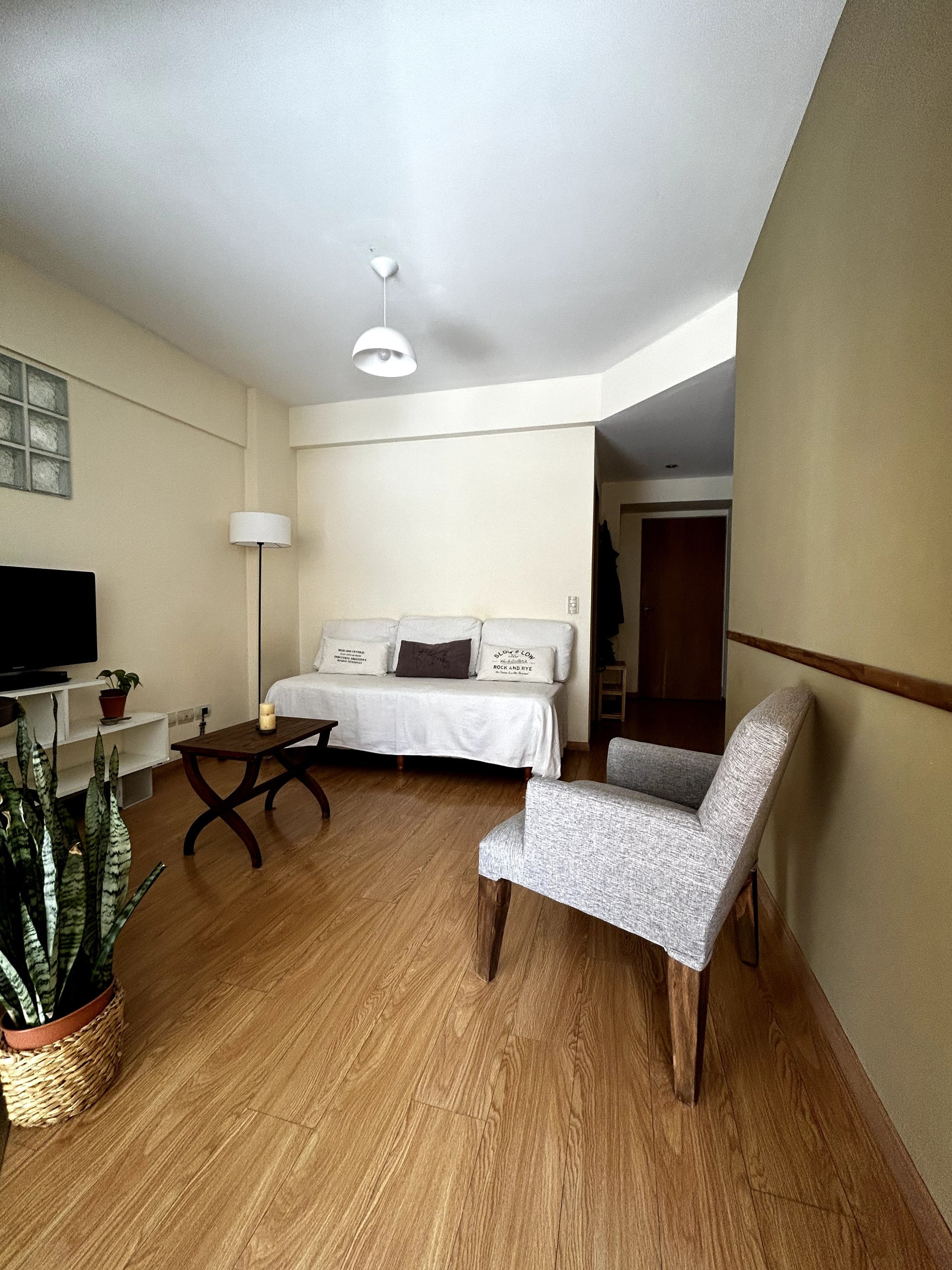 One-bedroom apartment with balcony and pool in Balvanera