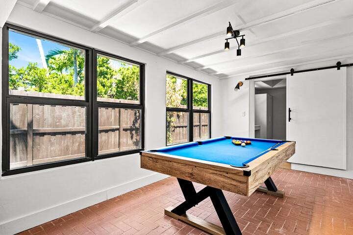 Chic House near Downtown & Beach gallery image 4