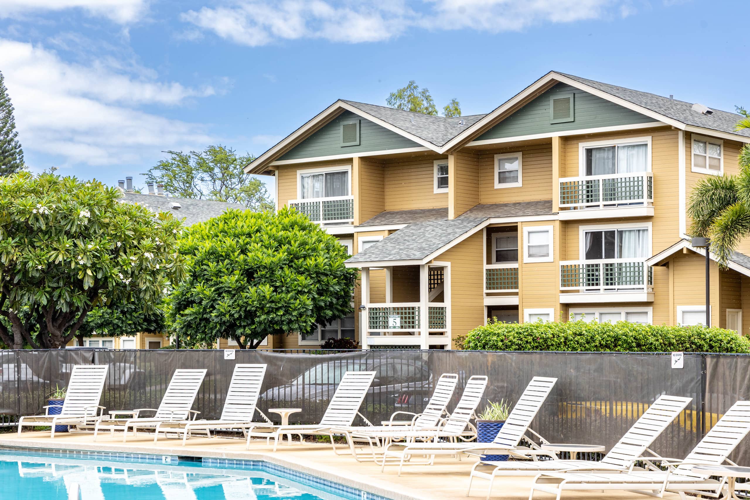 Spacious Condo with AC, Pool, Hot Tub, Near Beach - Photo 49