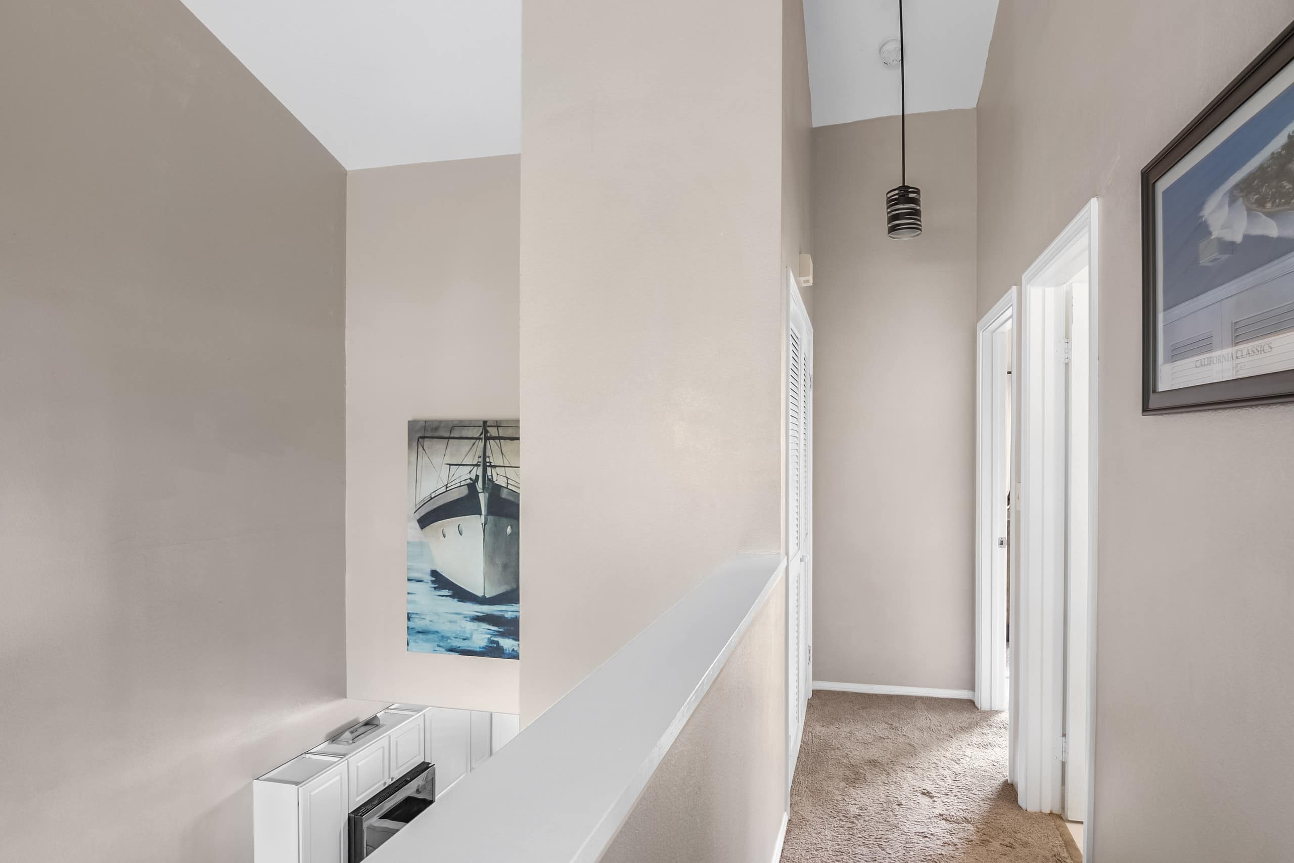 Spacious Condo with AC, Pool, Hot Tub, Near Beach - Photo 57