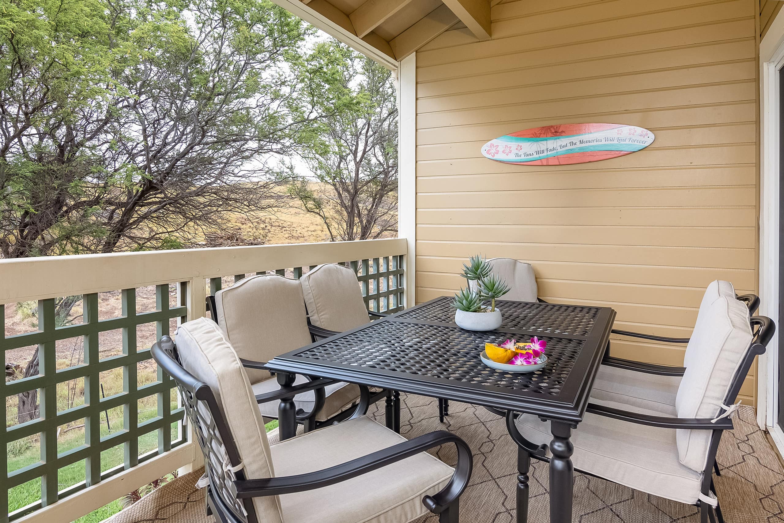 Spacious Condo with AC, Pool, Hot Tub, Near Beach - Photo 43