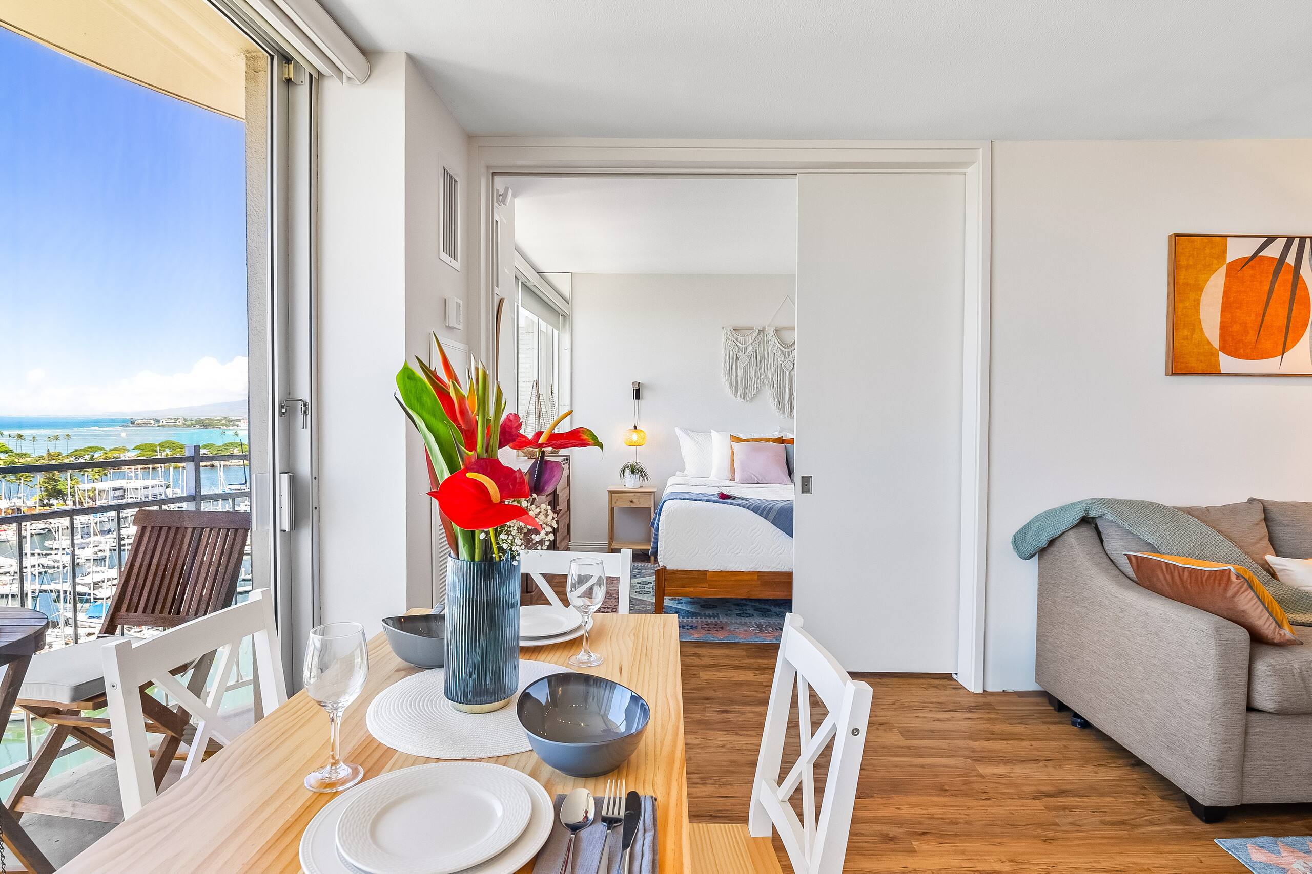 Breathtaking Condo w/ 2 pools - Image 15