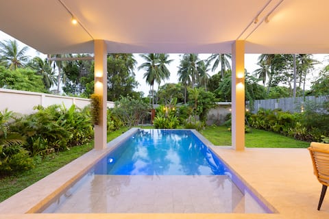 Steam Sauna & Salt Pool Villa
5 min walk to beach