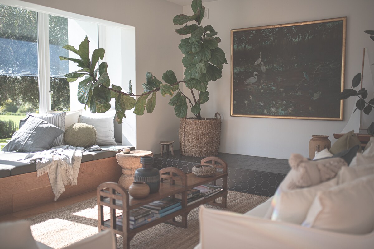 Popular Airbnb listing: Martin House . Port Willunga in Adelaide