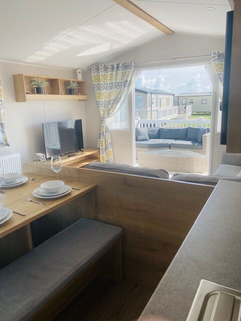 Top Airbnb: Grasmere Holiday Home in Camber in Camber