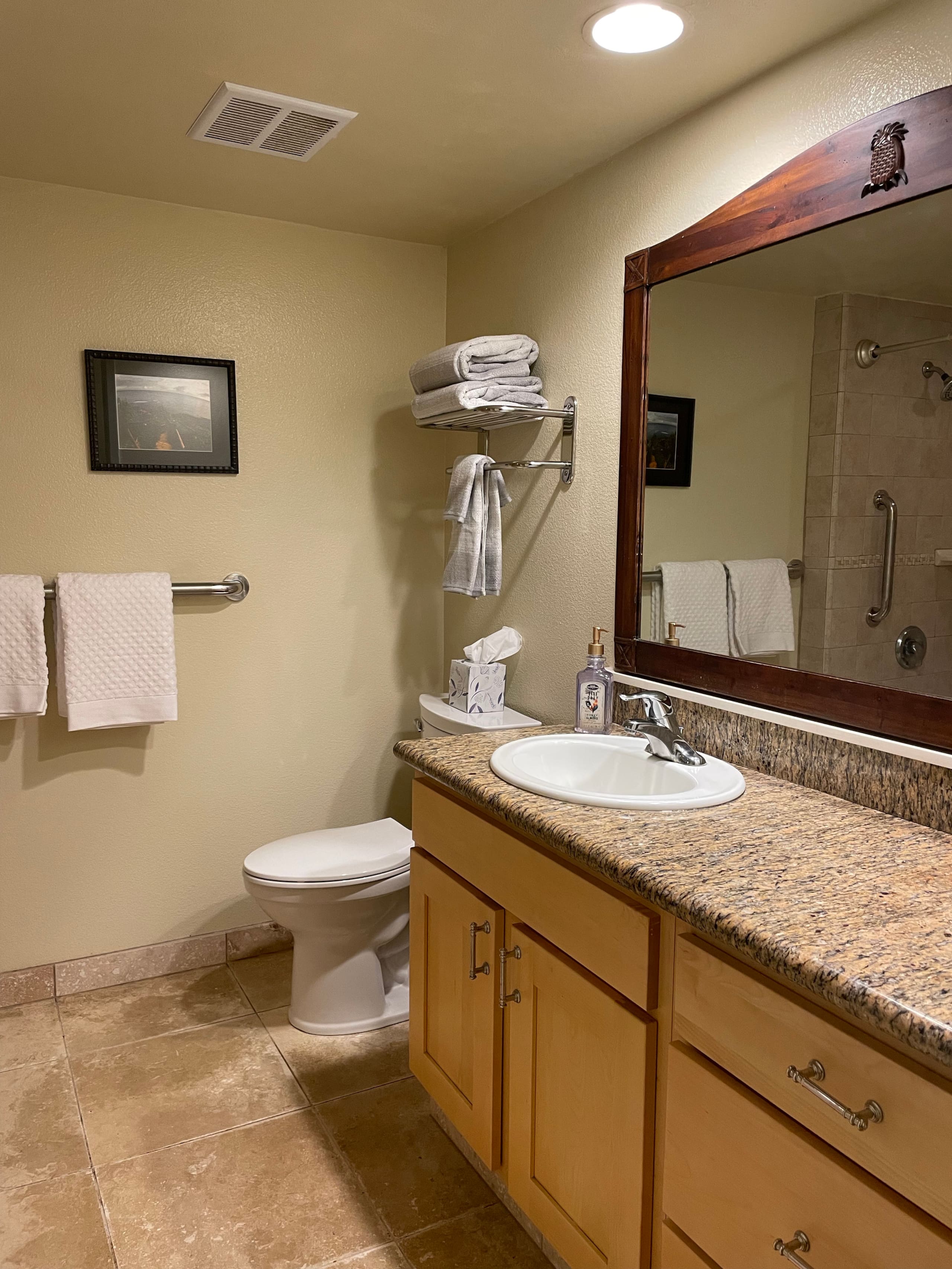 Condo in Kapaa · ★4.78 · Studio · 2 beds · 1 private bath - Image 4