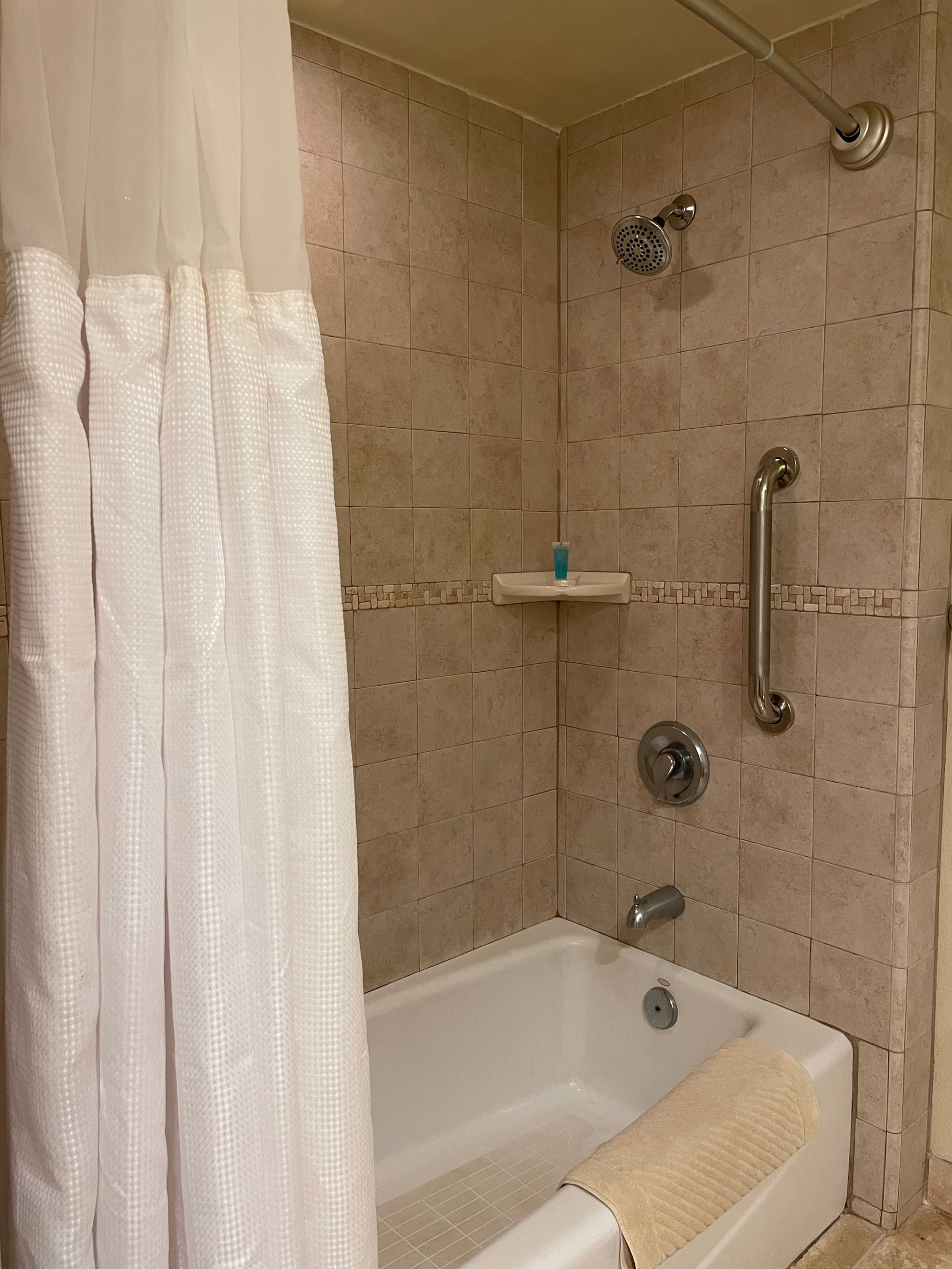 Condo in Kapaa · ★4.78 · Studio · 2 beds · 1 private bath - Image 5