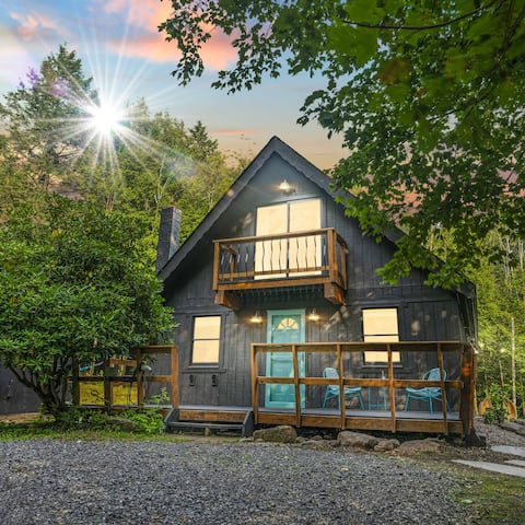 Scandi A-Frame w/Hot Tub & Sauna