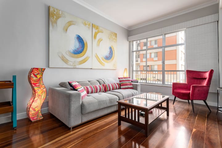 CurtaLeblon: Spacious, 2 bedrooms, 7 min to beach