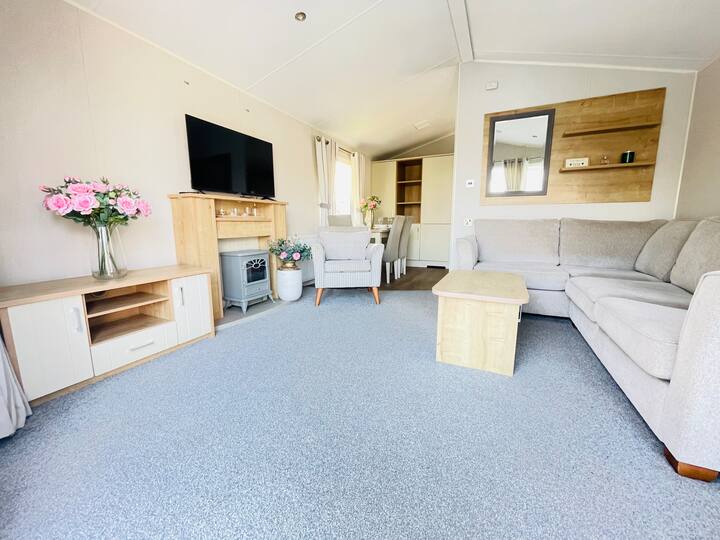 Lakeside Bliss Tattershall - Woodhall Spa