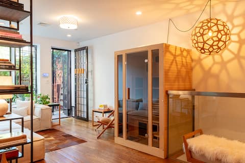 Successful Airbnb property: Luxury Loft w Private Garden, Sauna, Cinema, WkSpc in Bedford Stuyvesant (West)