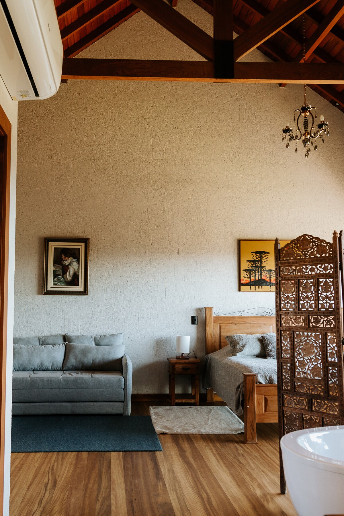 Top Airbnb: Comfort and Elegance in the Mountains em Rancho Queimado
