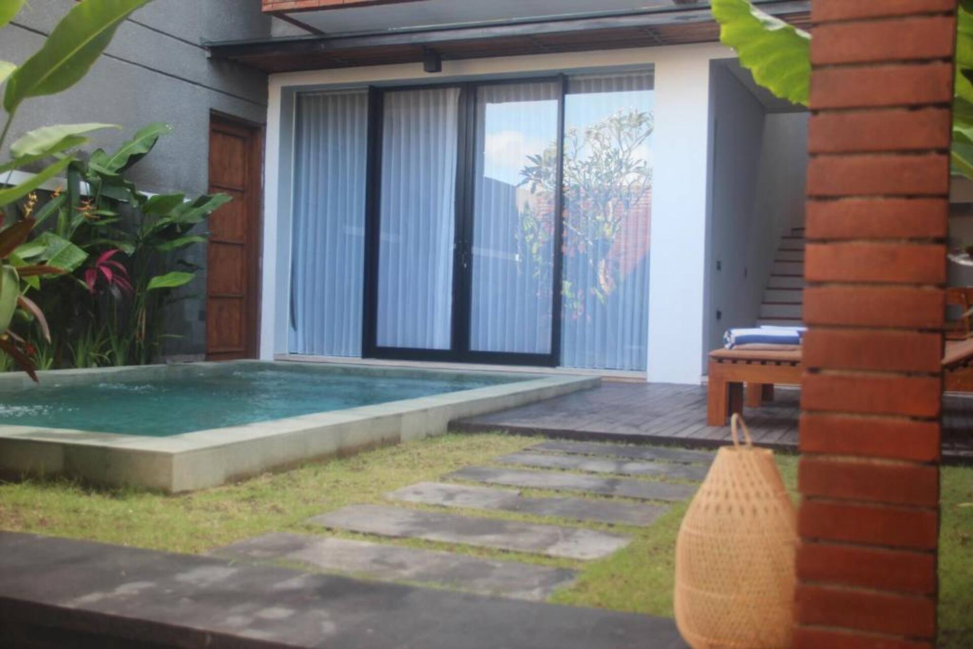 Coastal Escape Hideaway Private Villa in Jimbaran 2