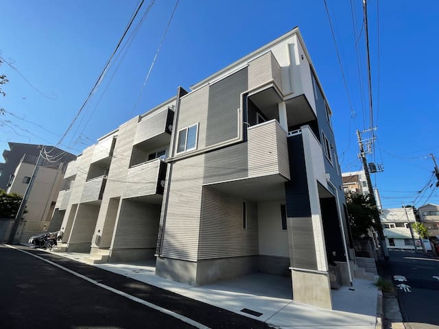 ※家族や団体貸切利用にピッタリ新築一軒家※まるごと一棟貸切※スカイツリー、秋葉原に近い