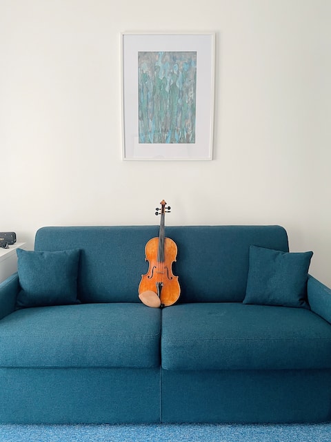 Propriété Airbnb réussie: Peaceful studio with piano and a view à Levallois Perret
