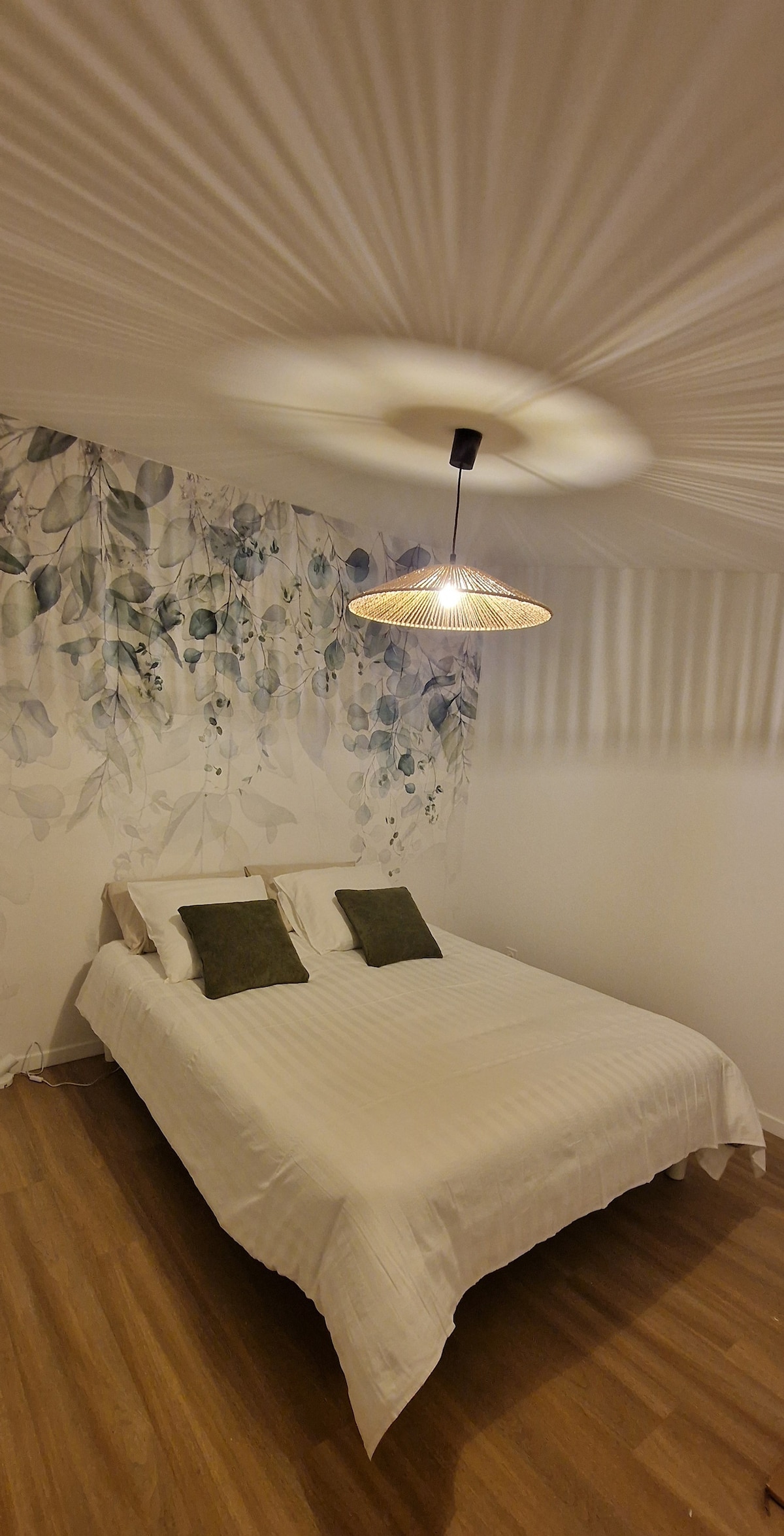 غرفة النوم 2