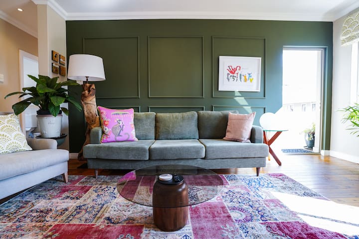 Homely,QuietBlock,Green Point Stadium,V&A,Parking