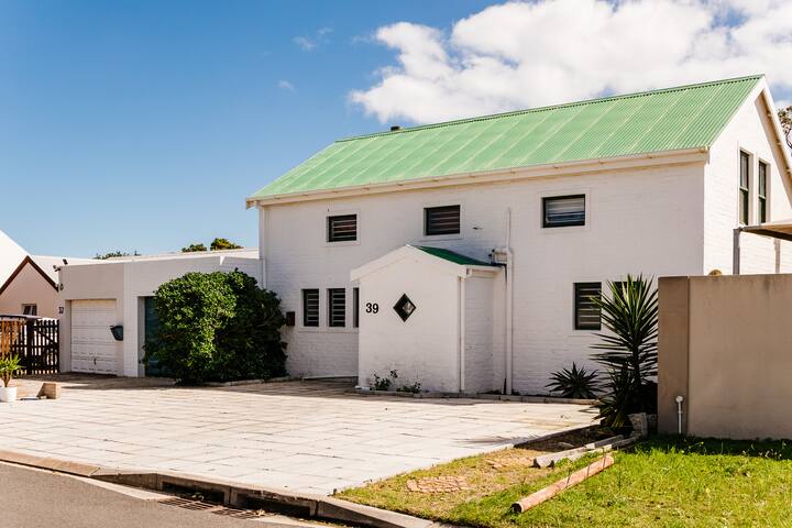 The River Bunkhouse gallery image 2