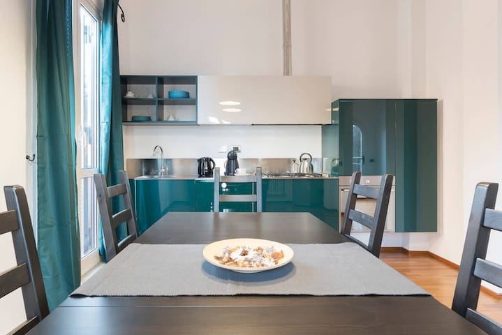 Croce Palace unit 8 – double private terrace gallery image 4