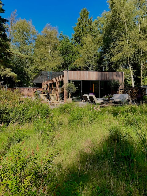 Luxury cottage, near beach