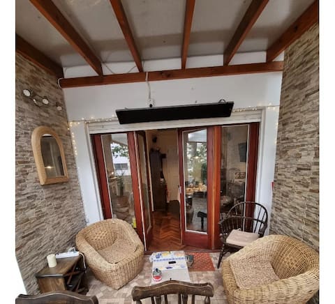 Top performing Airbnb: Apartment with a balcony/grill in Pocitos