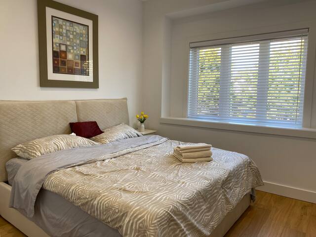 New 3BR House Near Everything gallery image 5