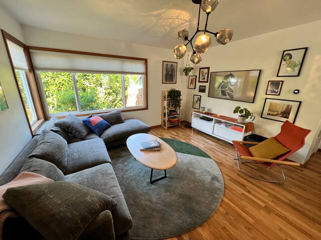 PDX Retreat: Kid & Dog Friendly!