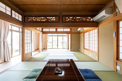 [Sauna, BBQ, Jacuzzi, Pets OK] Maximum 12 people/Total area 400 tsubo/Close to the sea/Entire house 