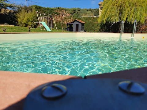 farmhouse, quiet, swimming pool