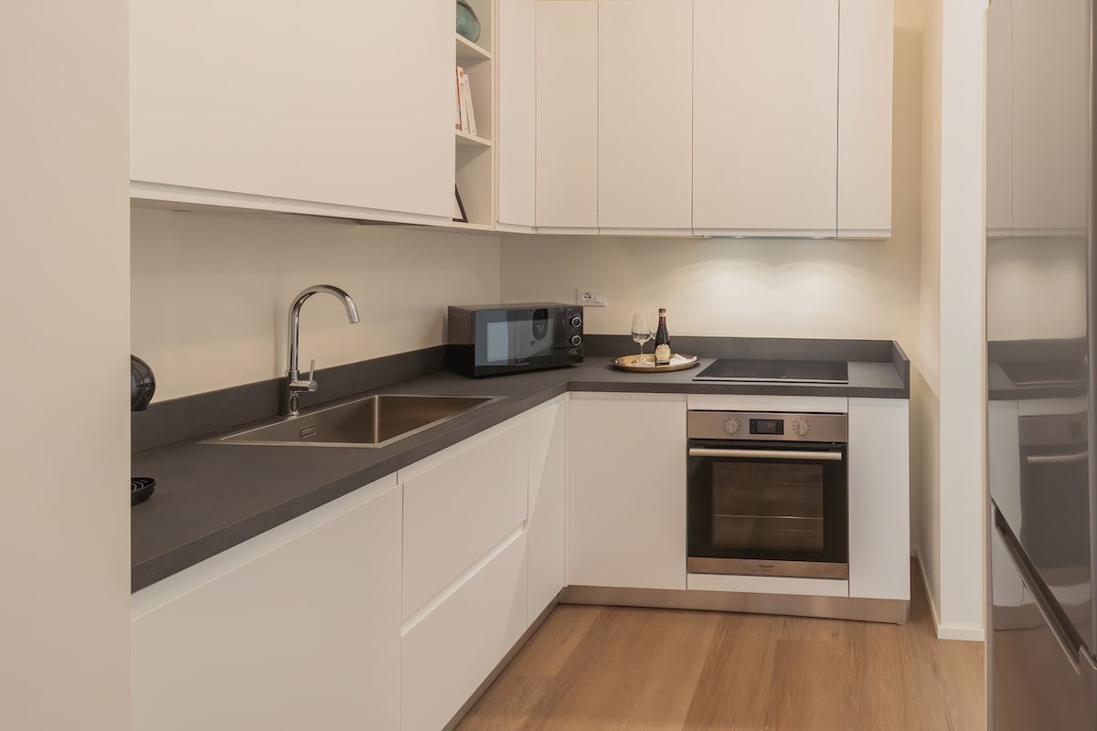 Top Airbnb: ManaraQuattro- spacious flat in Como- free parking in Como