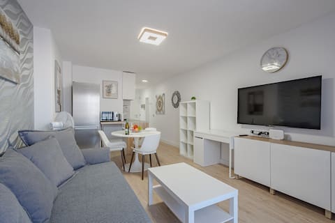 Airbnb con mejor rendimiento: Apartment with mountain views in Los Cristianos en Arona